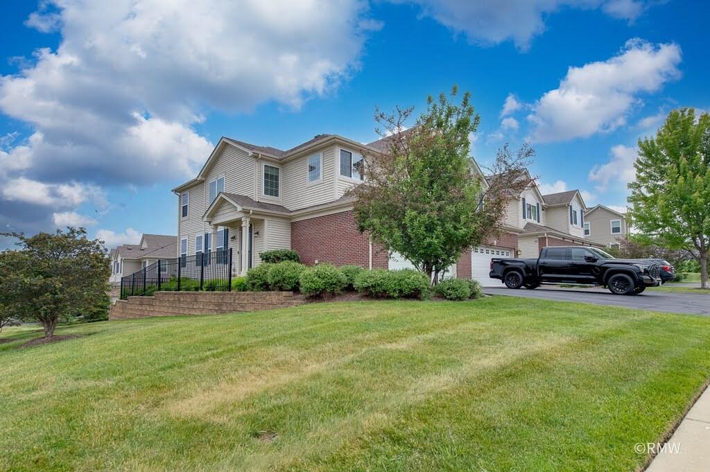 9810 Cummings St., Huntley, IL 60142