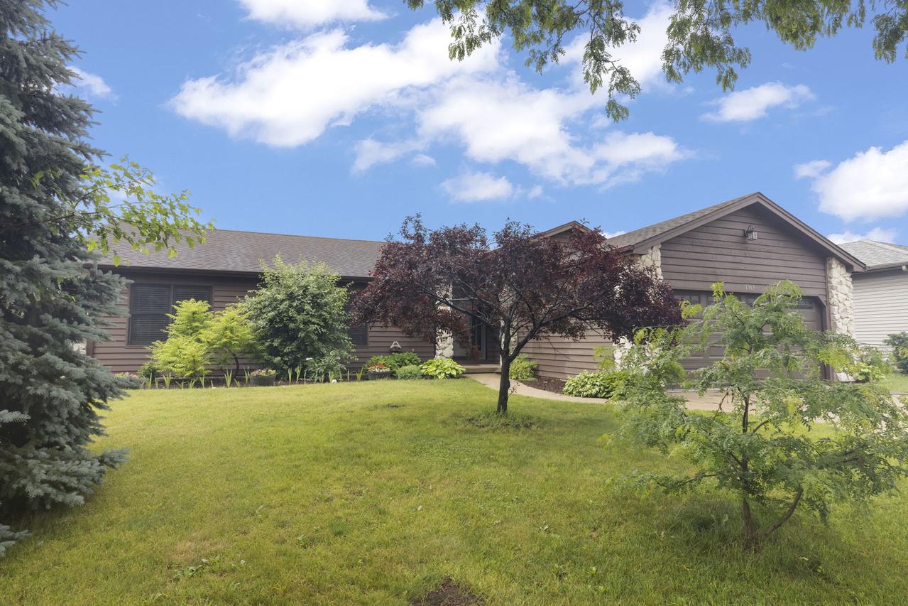 1965 Royal Blvd., Elgin, IL 60123