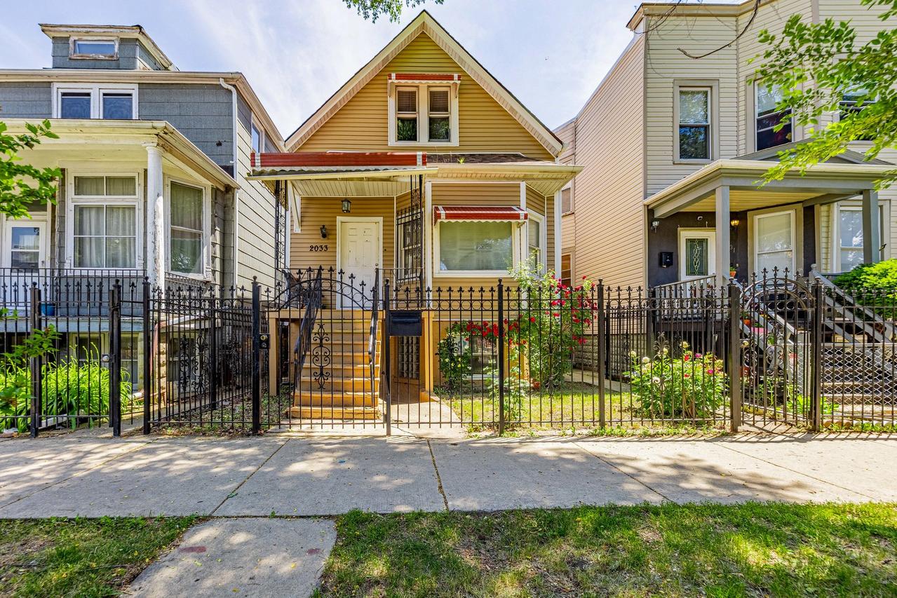 2033 N Karlov Ave., Chicago, IL 60639