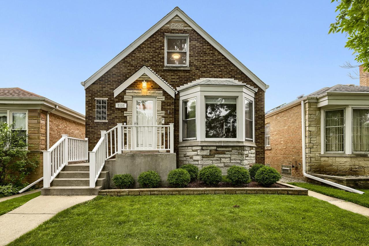 5125 N Sayre Ave., Chicago, IL 60656