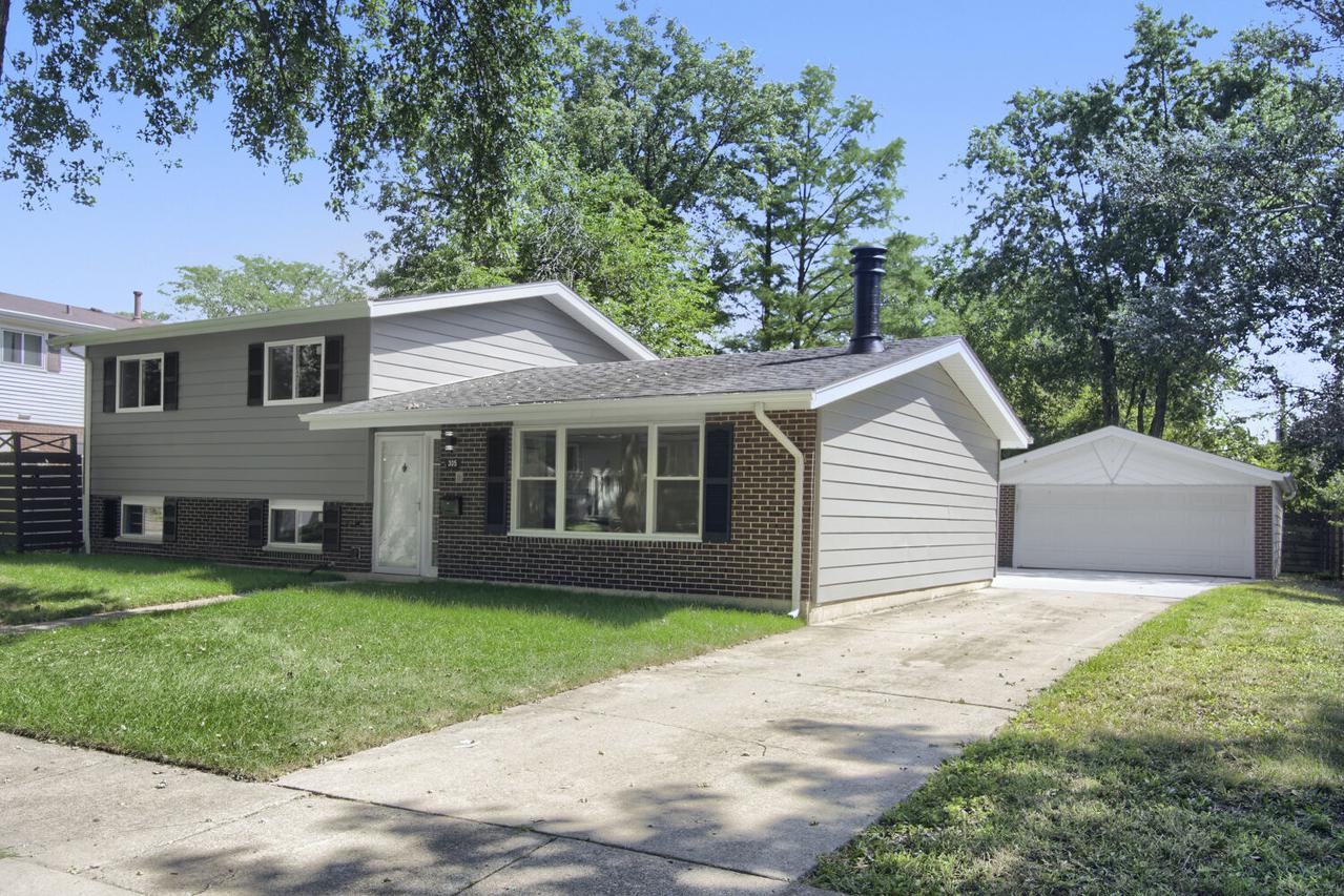 305 Jackson St., Park Forest, IL 60466