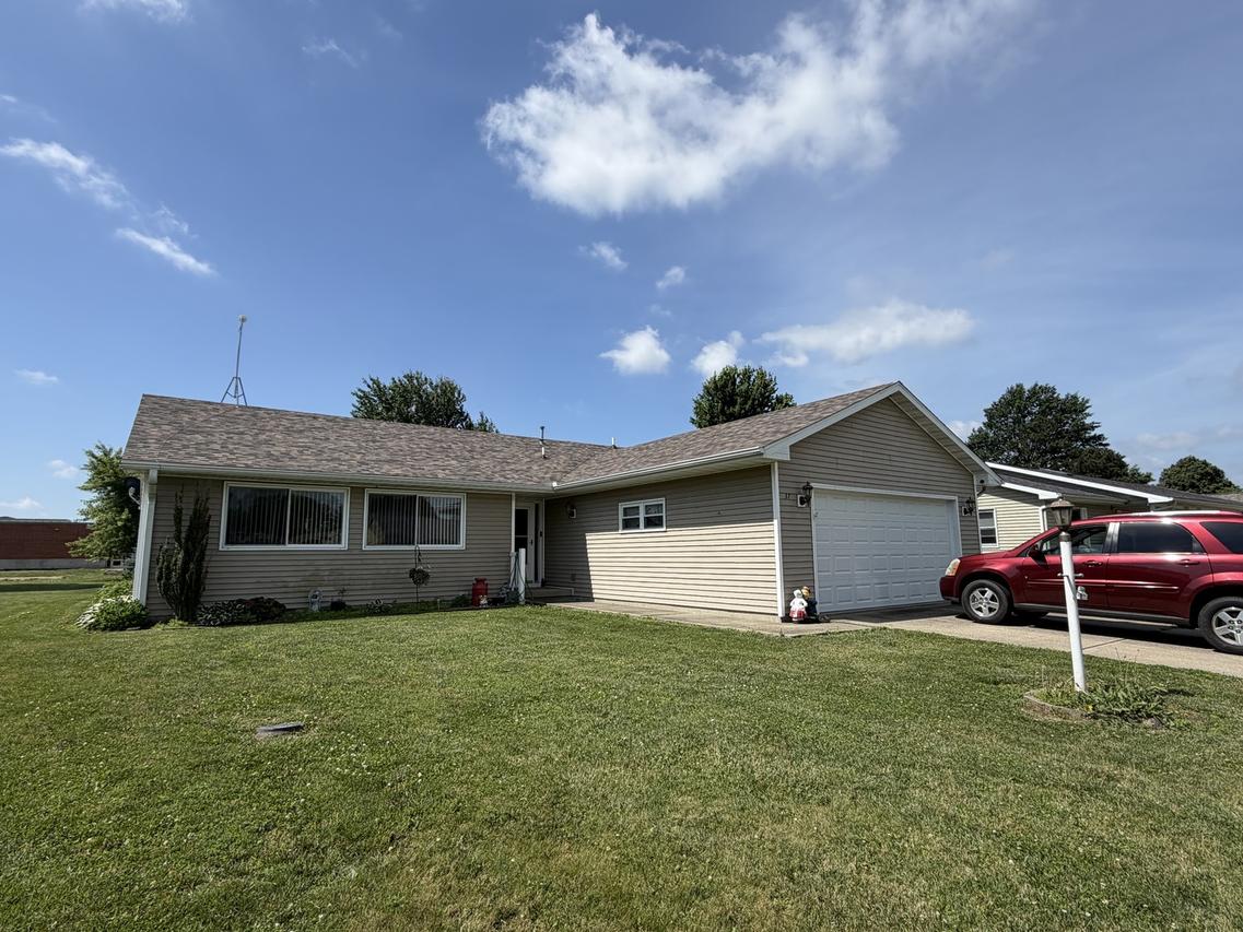 37 N Prairieview Ave., Tuscola, IL 61953