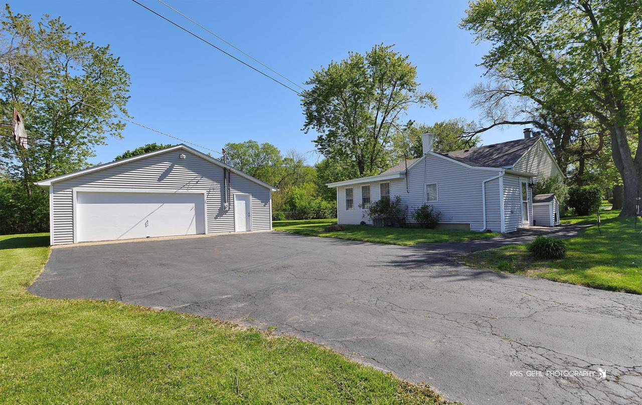 38690 N Green Bay Rd., Beach Park, IL 60087