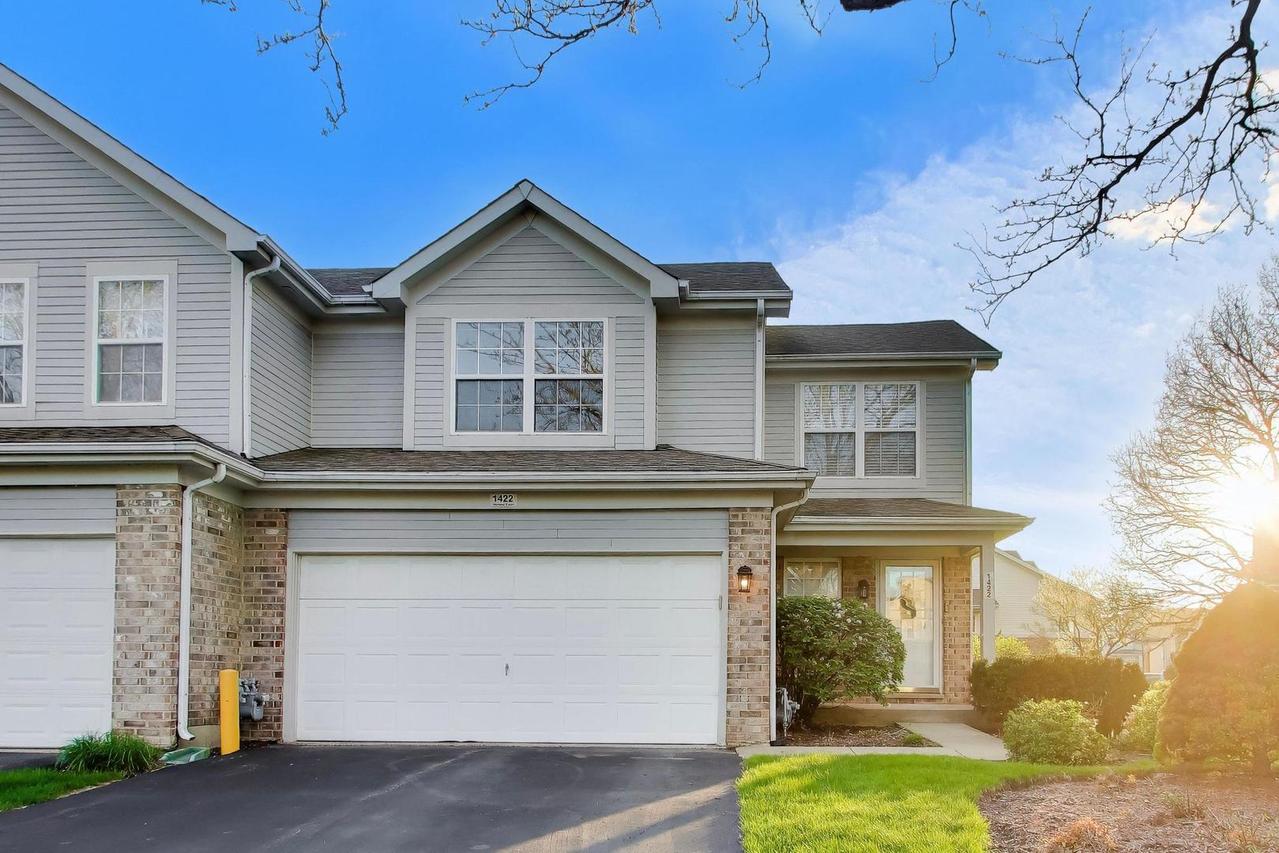 1422 Welland Ct., Roselle, IL 60172