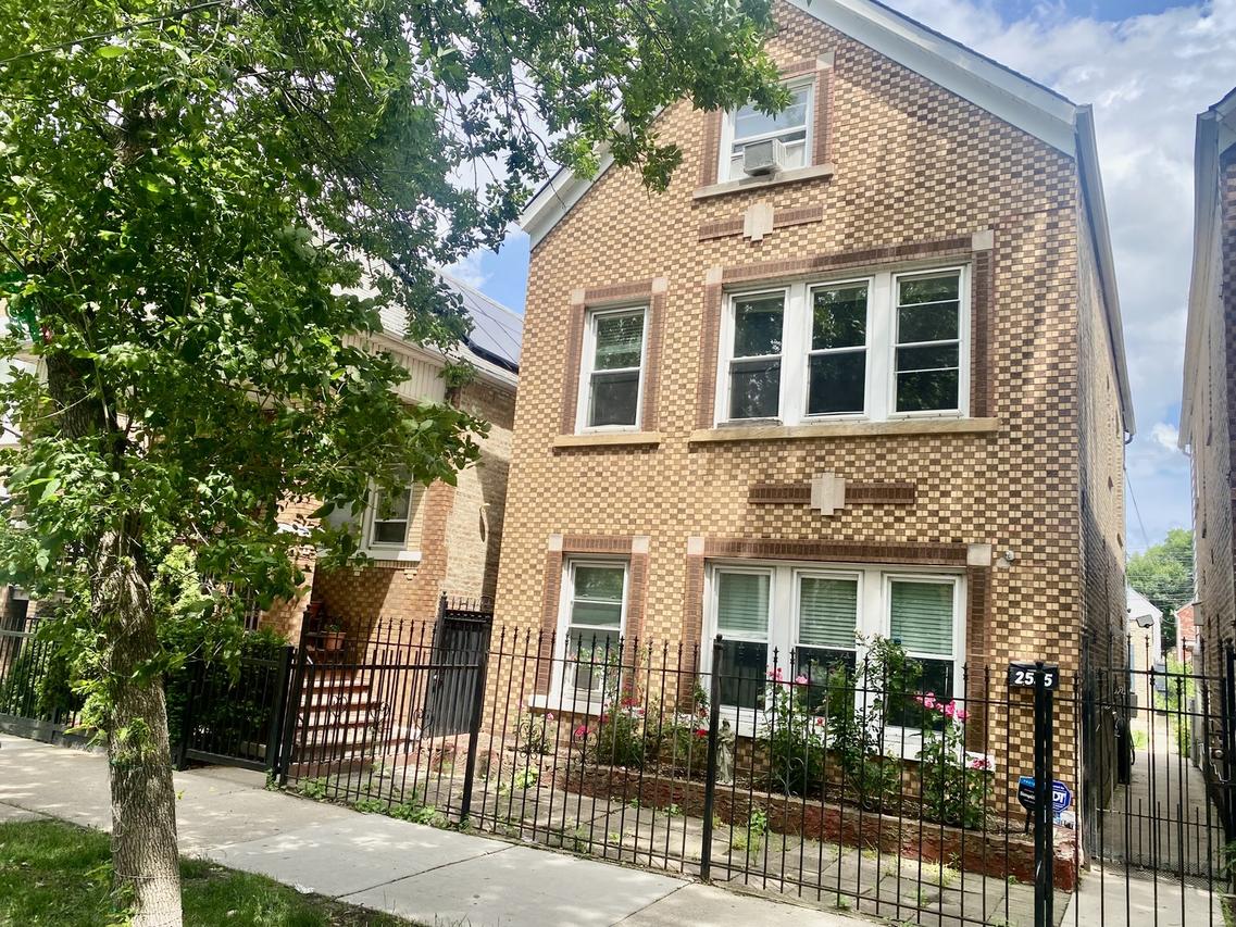 2535 S Christiana Ave., Chicago, IL 60623