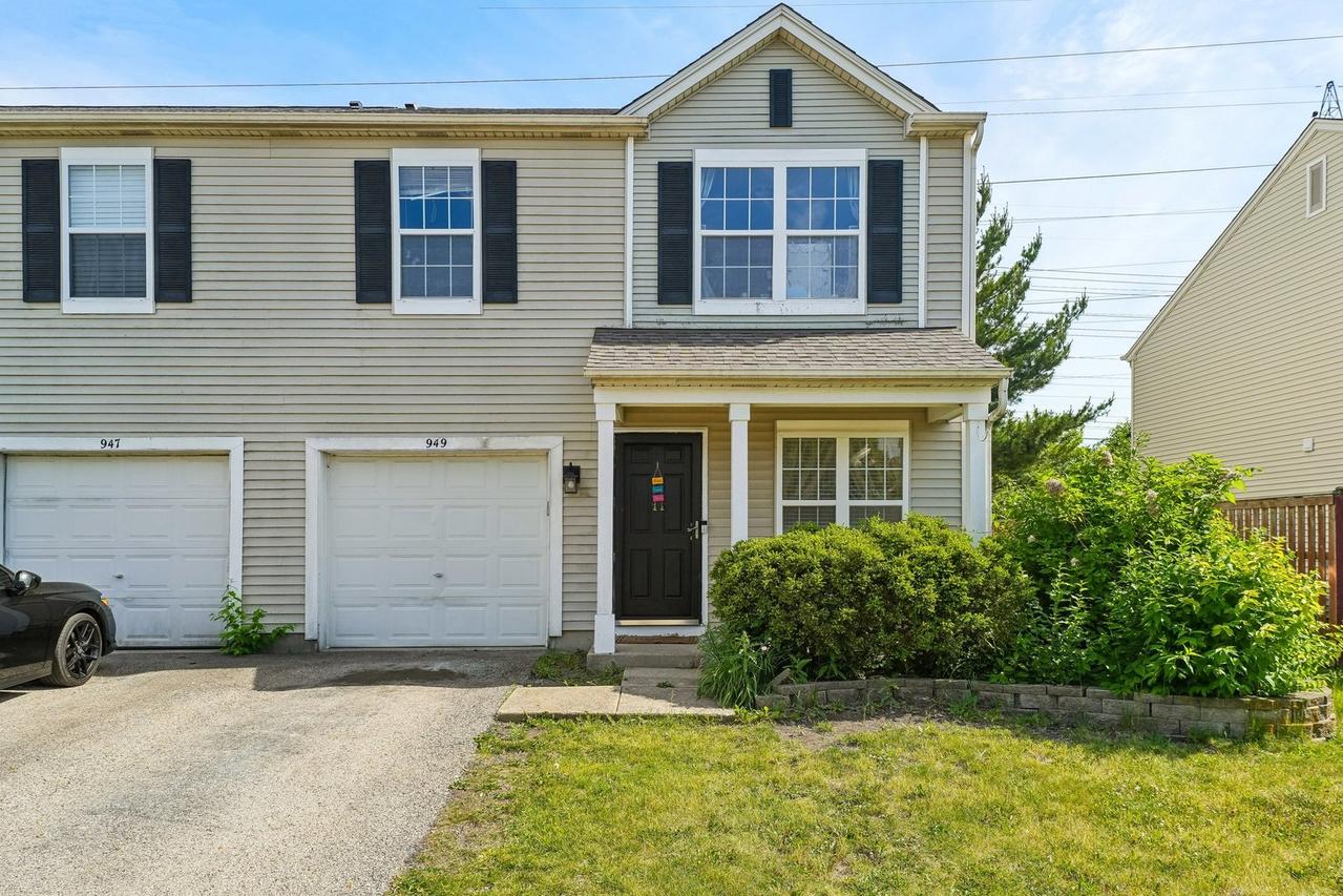 949 E Savannah Dr., Romeoville, IL 60446