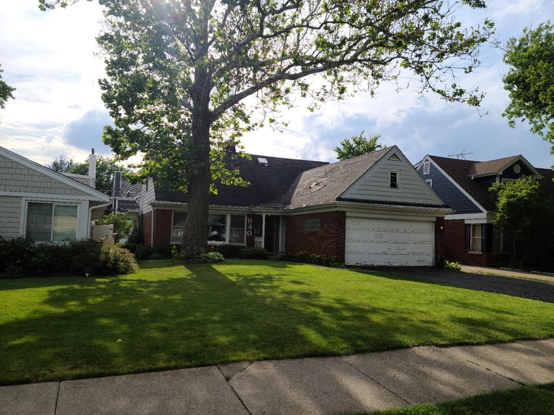 940 S Kensington Ave., La Grange, IL 60525