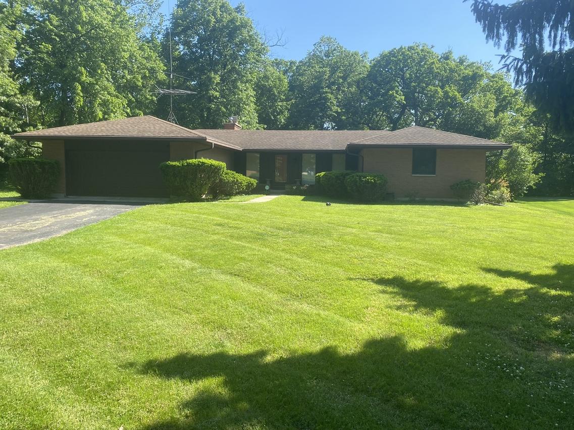 36W527 Oak Hill Dr., West Dundee, IL 60118