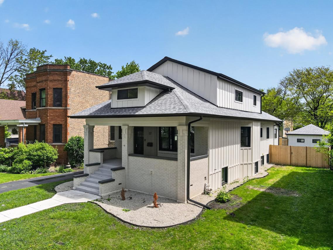 17 Franklin Ave., River Forest, IL 60305