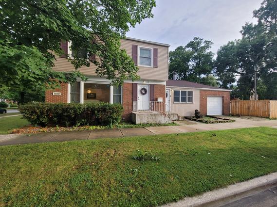 New Homes For Sale This Week That Attend Sauganash Elementary School: June 12th to June 18th
