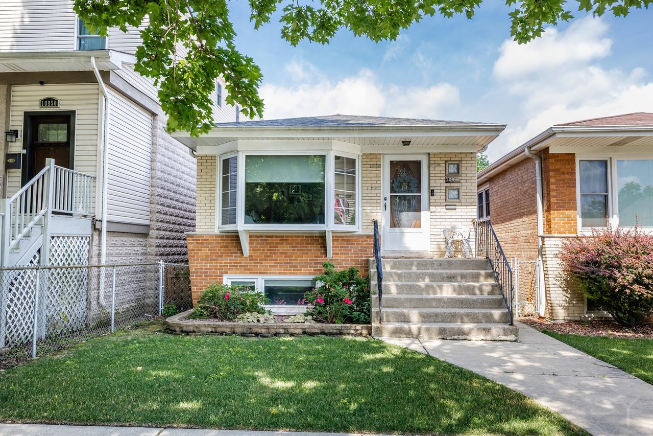 10948 S Albany Ave., Chicago, IL 60655