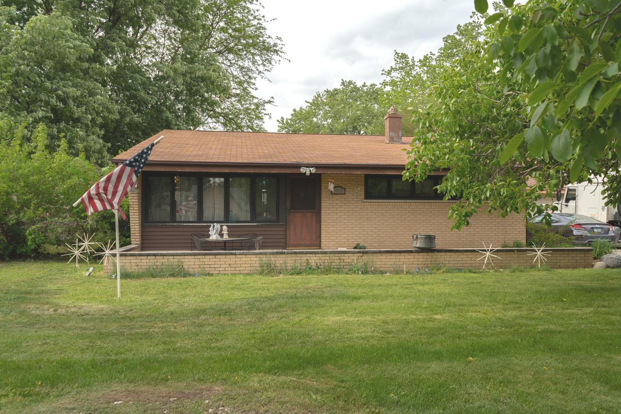 5016 W 115th St., Alsip, IL 60803