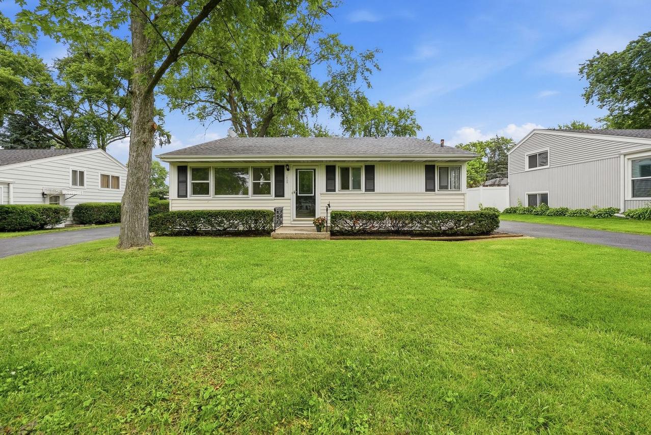 1033 Kip Pl., Lemont, IL 60439