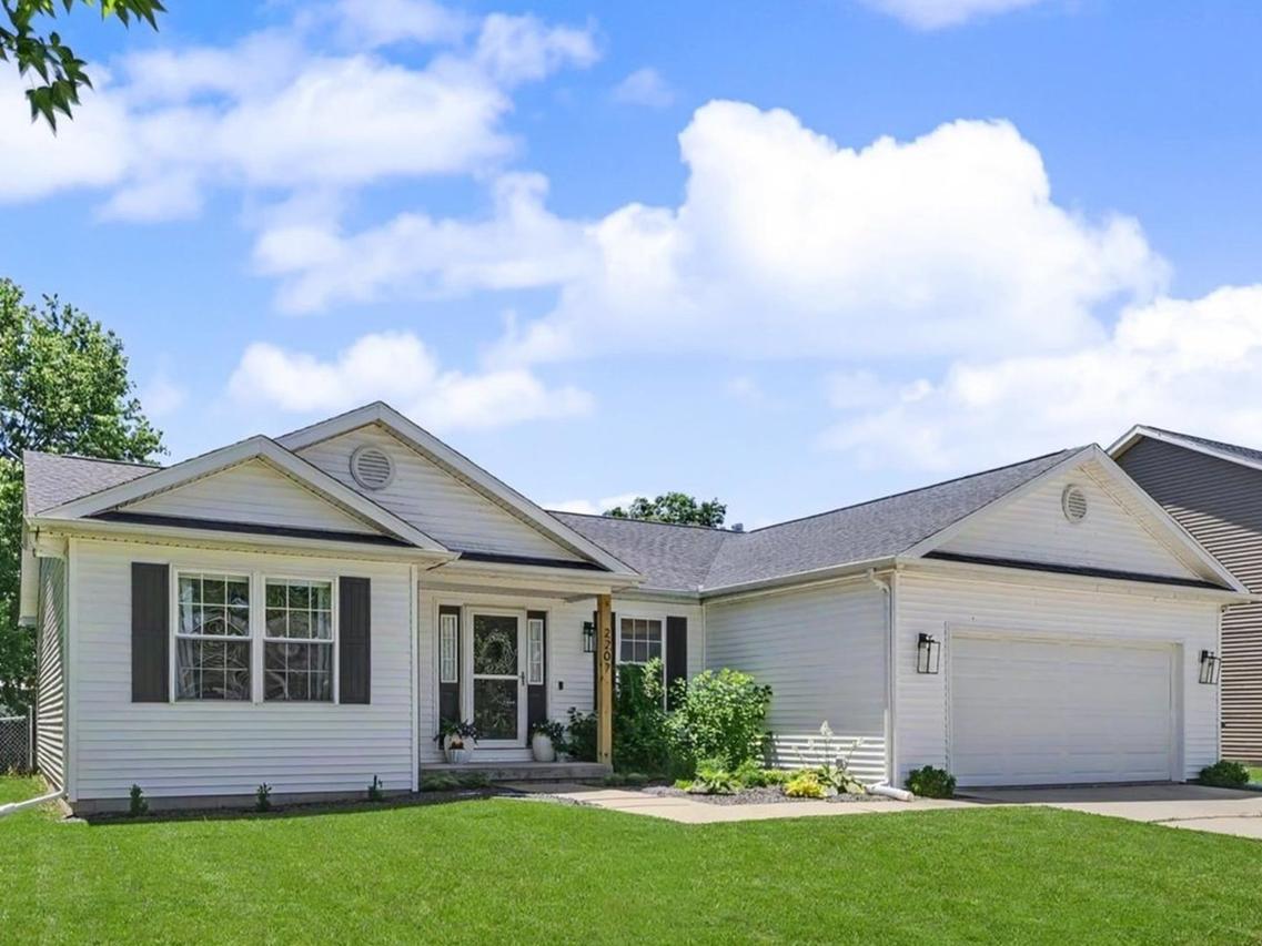 2207 E Michigan Ave., Urbana, IL 61802