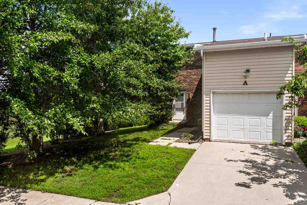 1536 Hunt Dr. #A, Normal, IL 61761