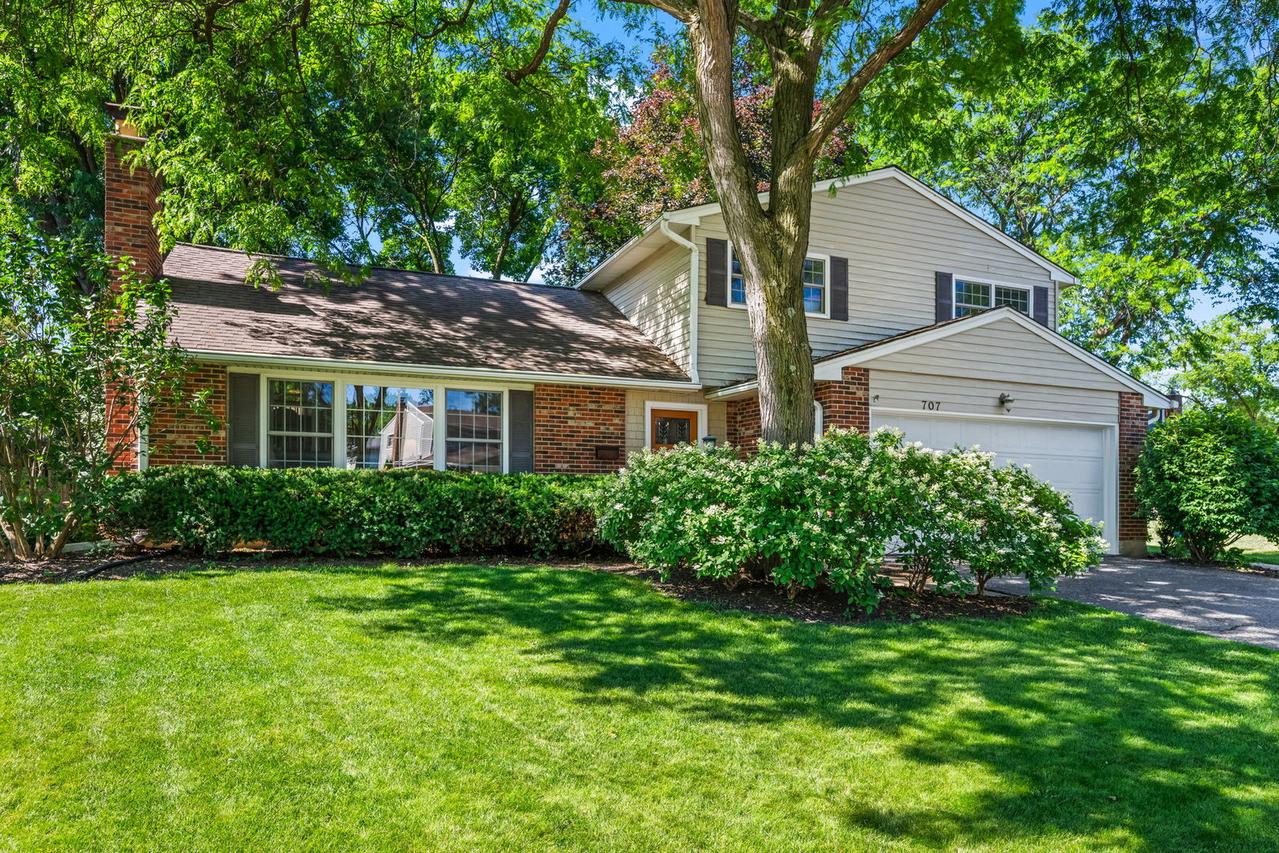 707 W Noyes St., Arlington Heights, IL 60005