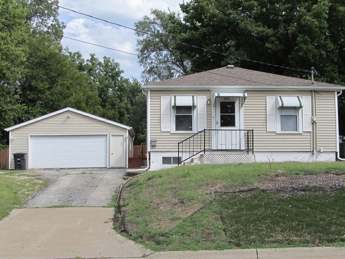 2013 5th St., Rock Island, IL 61201