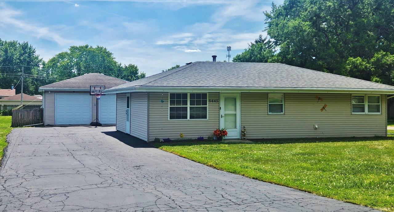 5445 Sand Ridge Rd., Morris, IL 60450