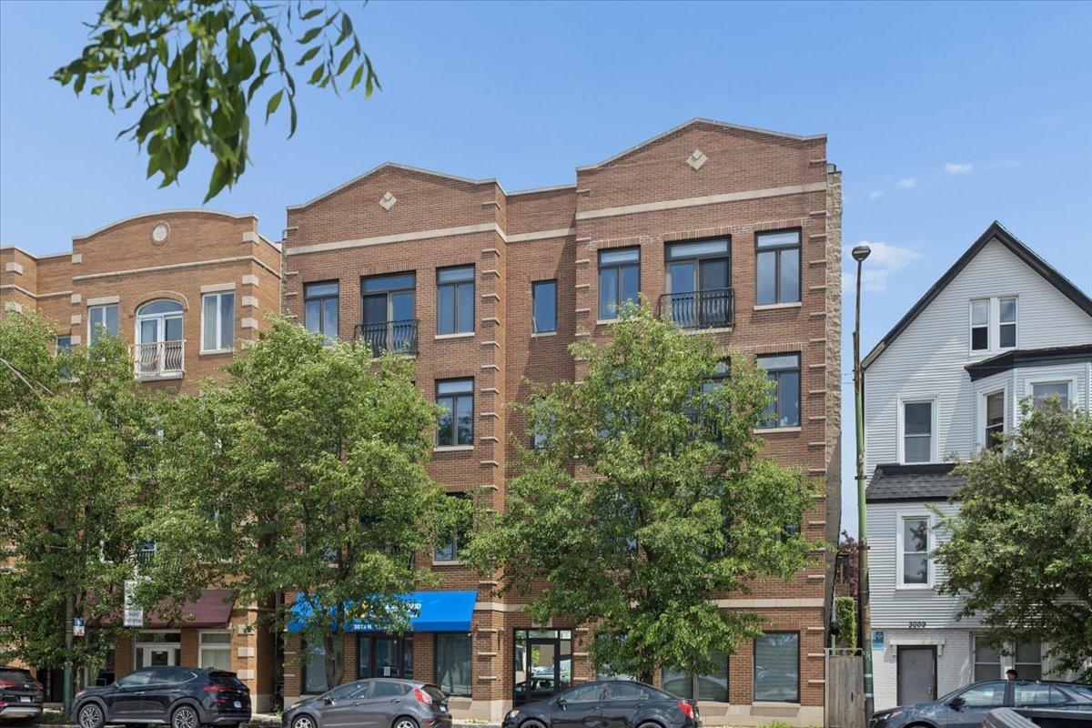 3011 N Ashland Ave. #4S, Chicago, IL 60657