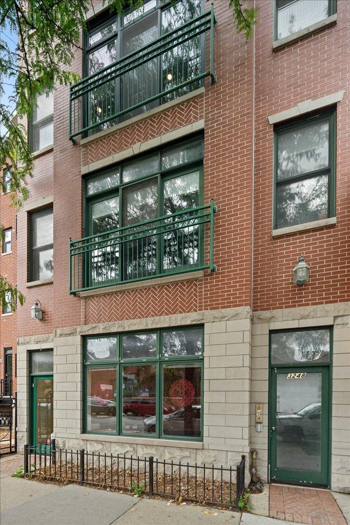 3248 N Sheffield Ave. #3, Chicago, IL 60657