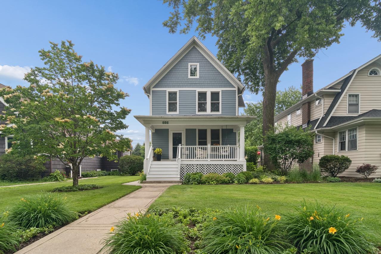 343 Franklin Ave., River Forest, IL 60305
