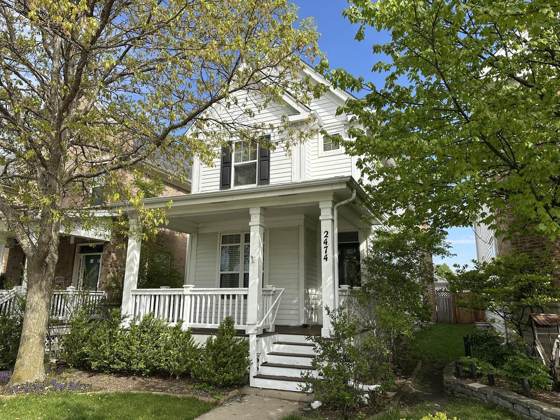 2474 W Lake Ave., Glenview, IL 60026