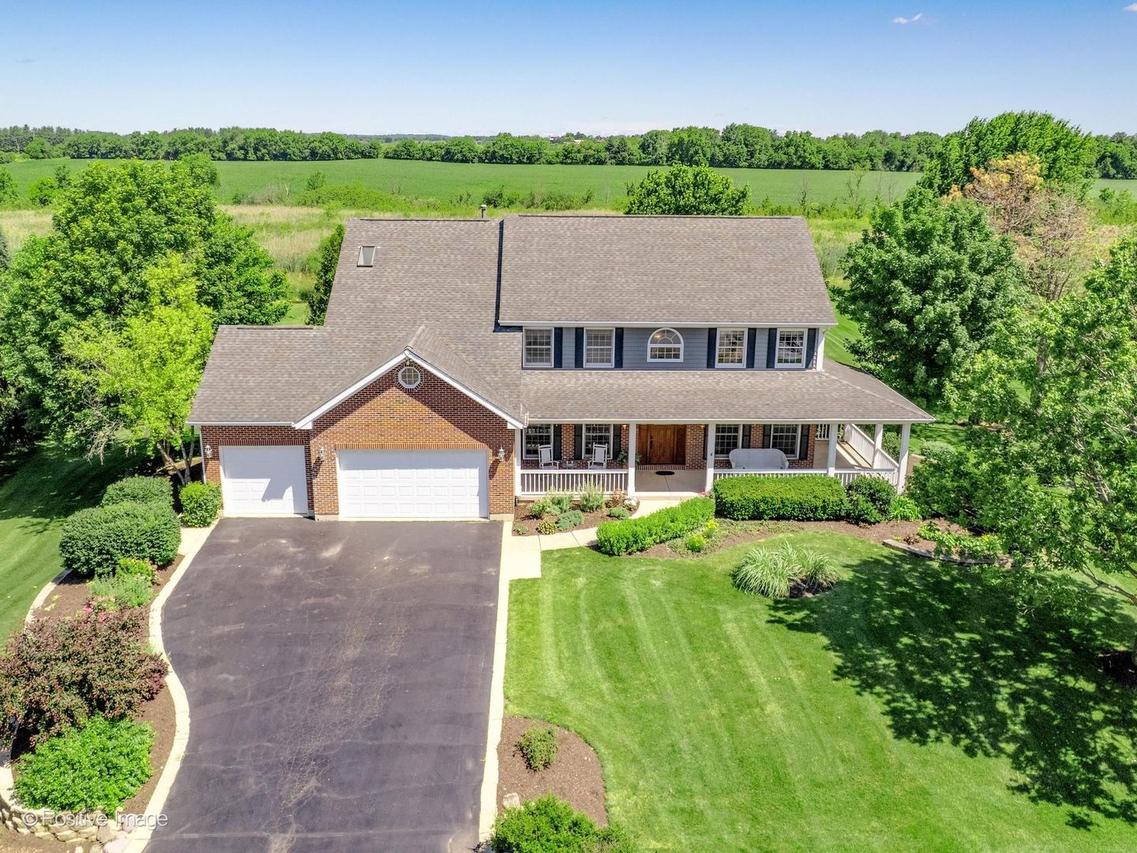 38W070 Spring Green Way, Batavia, IL 60510