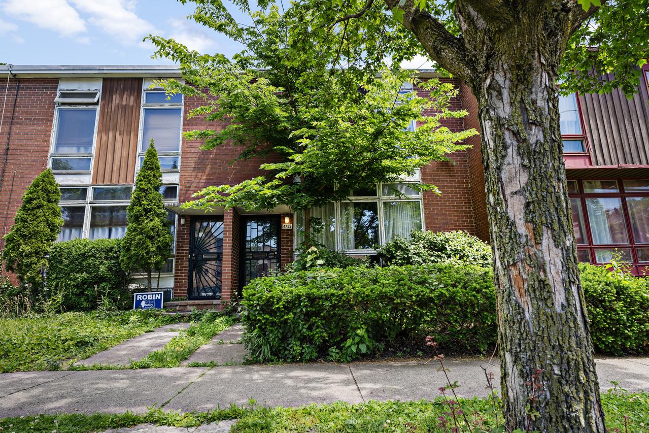 4753 S Woodlawn Ave., Chicago, IL 60615