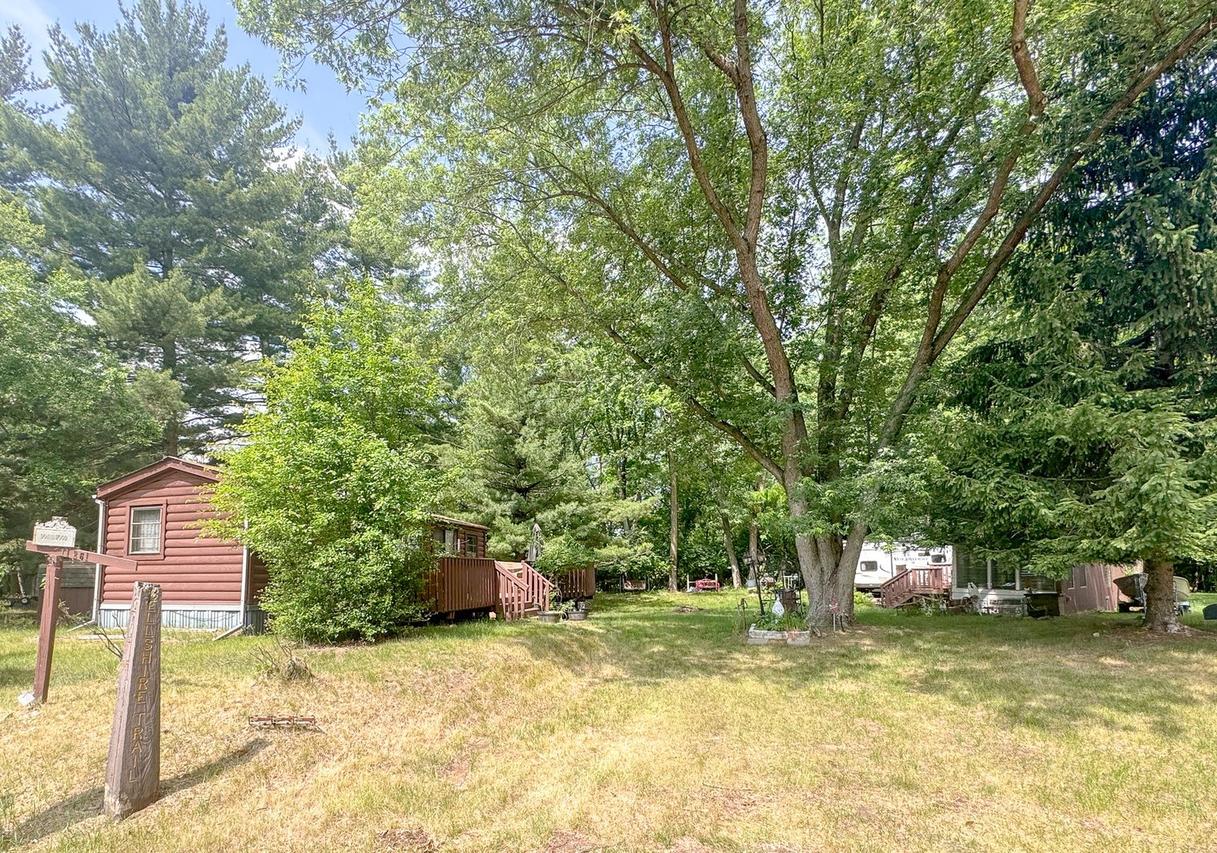 11/260&261 Woodhaven, Sublette, IL 61367