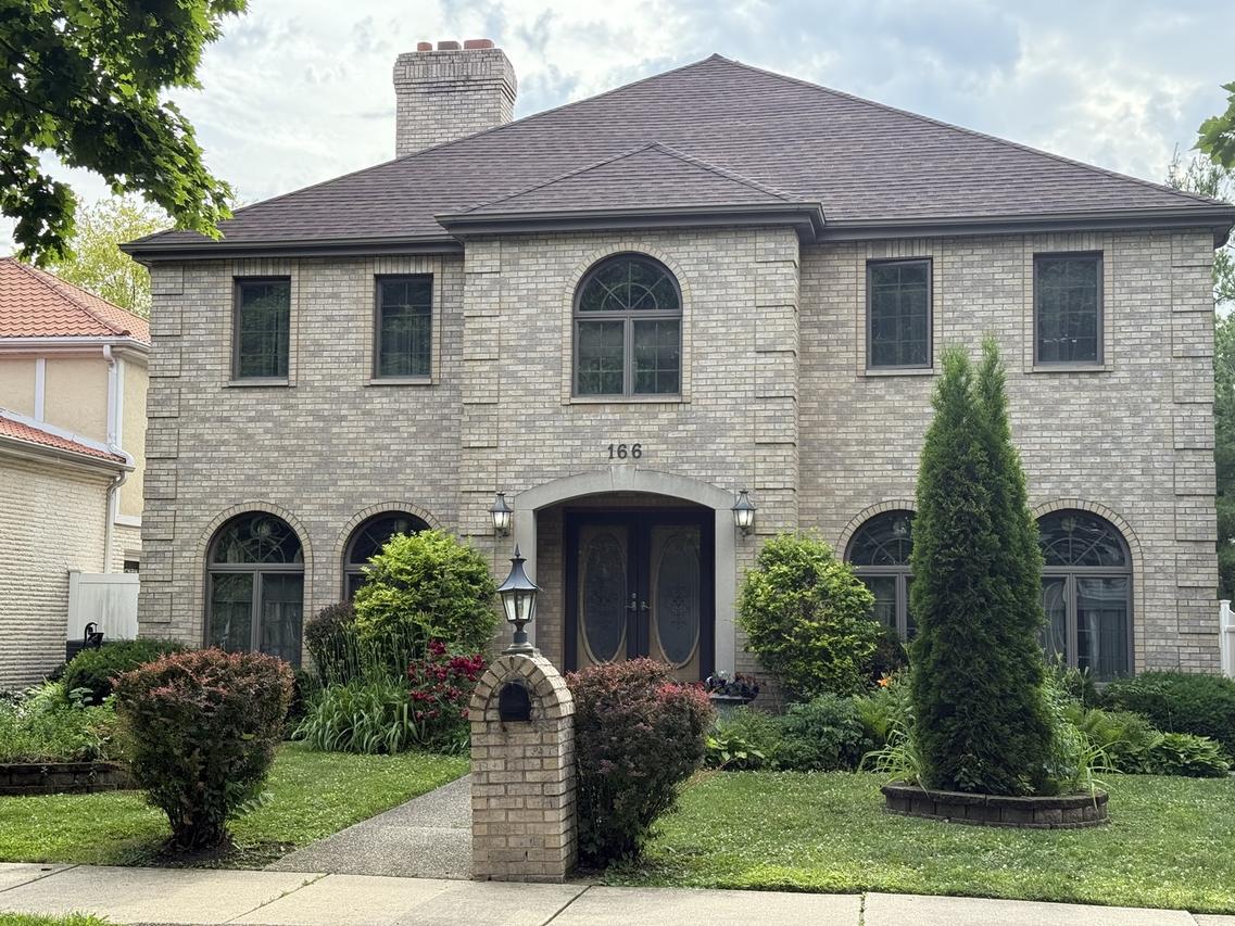 166 N Maple Ave., Elmhurst, IL 60126