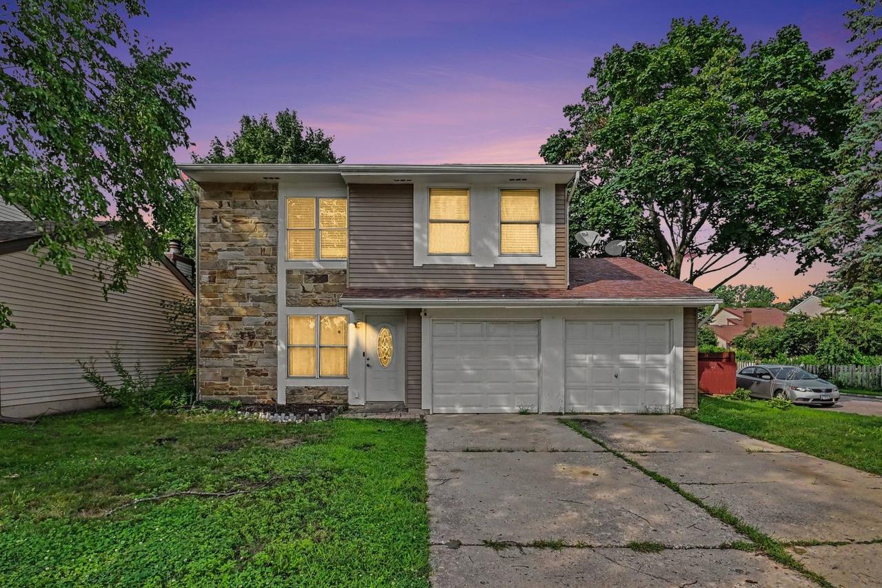 30W100 Maplewood Dr., Warrenville, IL 60555