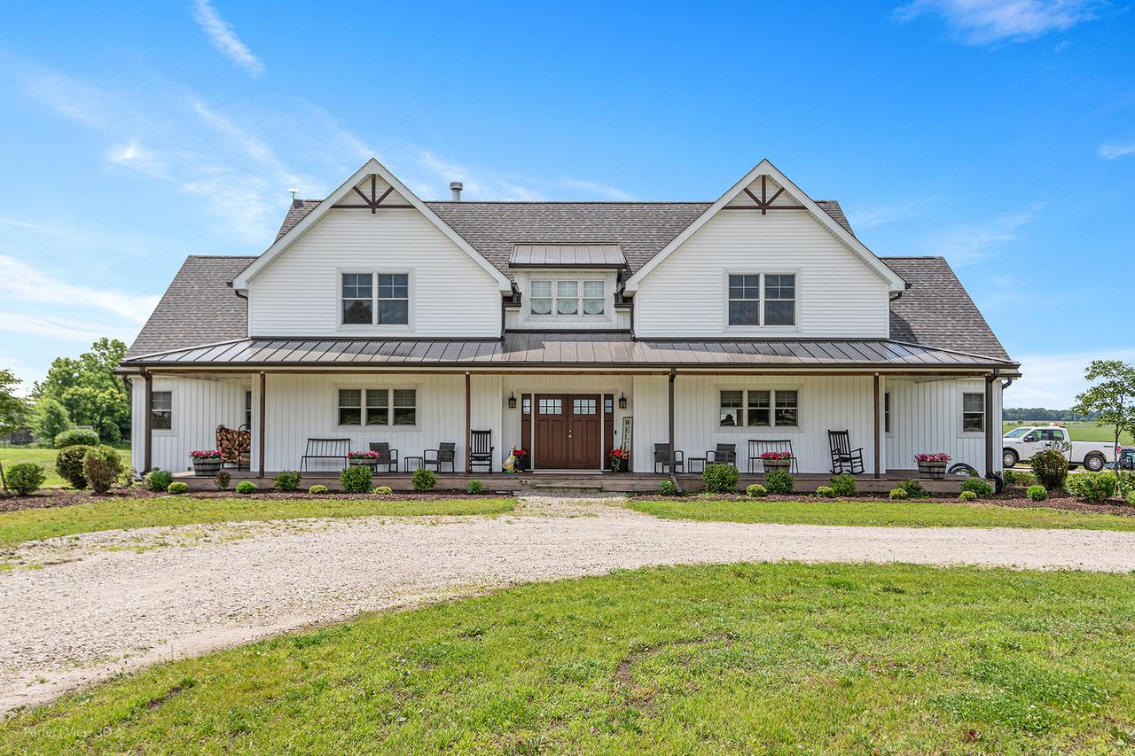 4457 E Minooka Rd., Minooka, IL 60447
