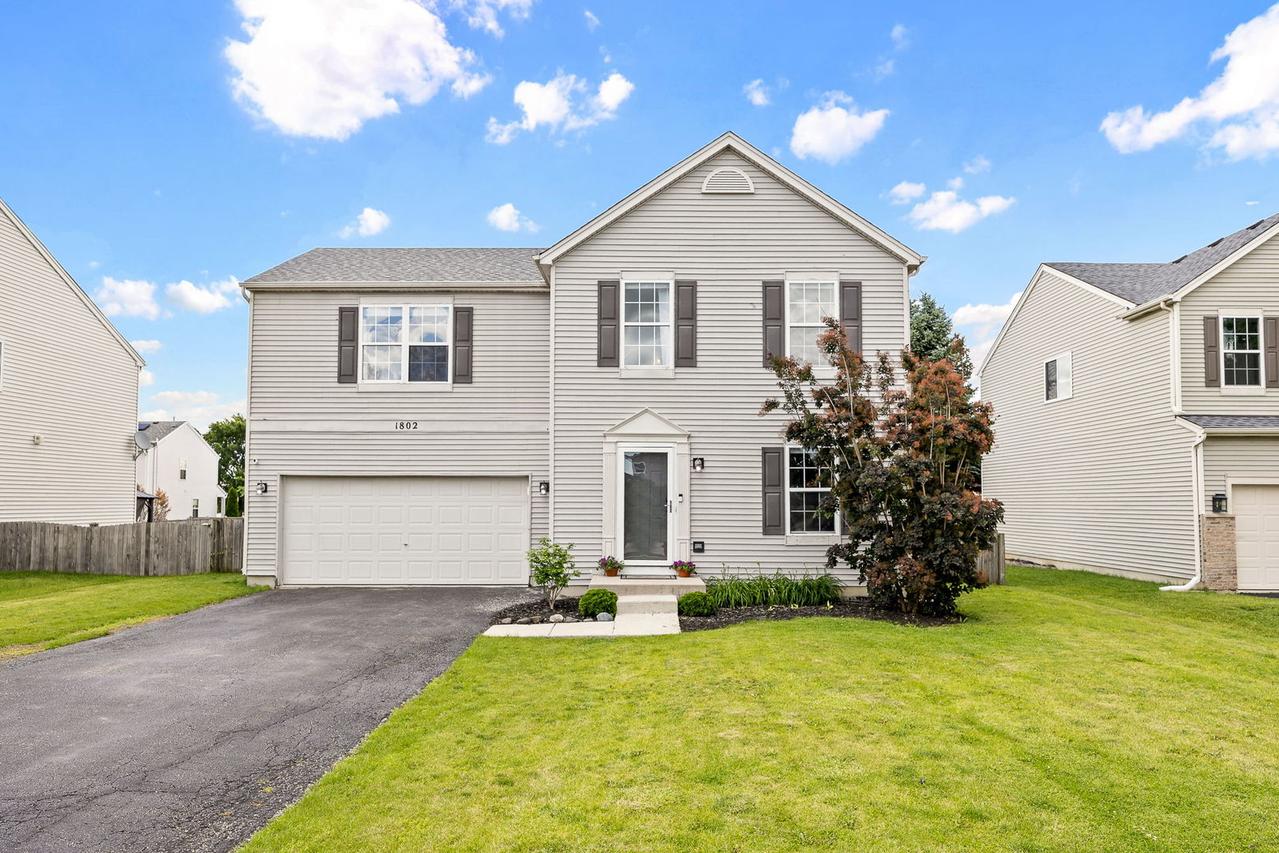 1802 Blue Ridge Dr., Plainfield, IL 60586
