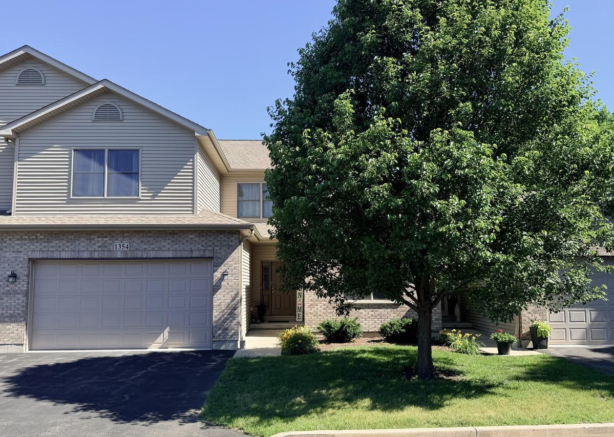 1354 Ridge Dr., Sycamore, IL 60178