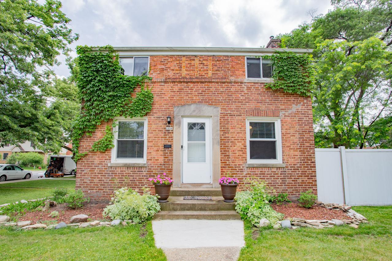 5356 N Oketo Ave., Chicago, IL 60656