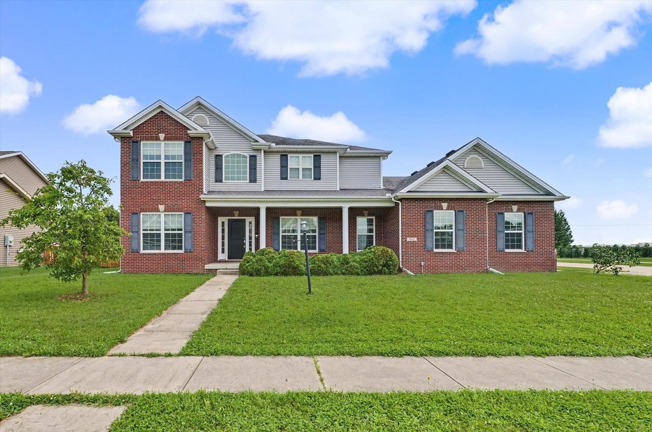 601 Silver Lake Ct., Savoy, IL 61874