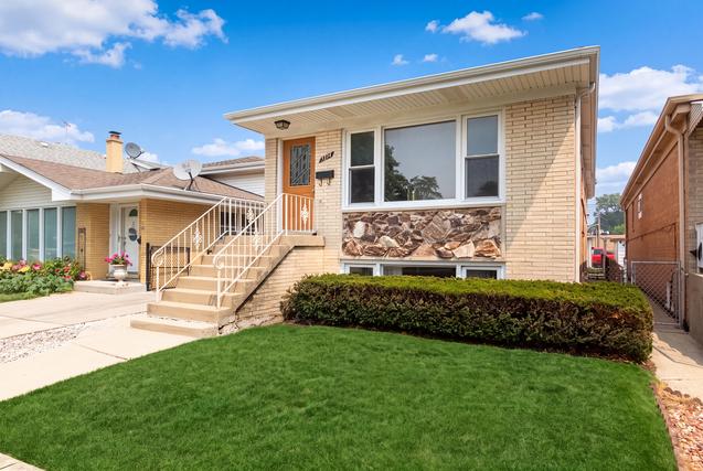New Homes with Master Bedrooms on the 1st Floor in Edison Park: July 11th to July 17th