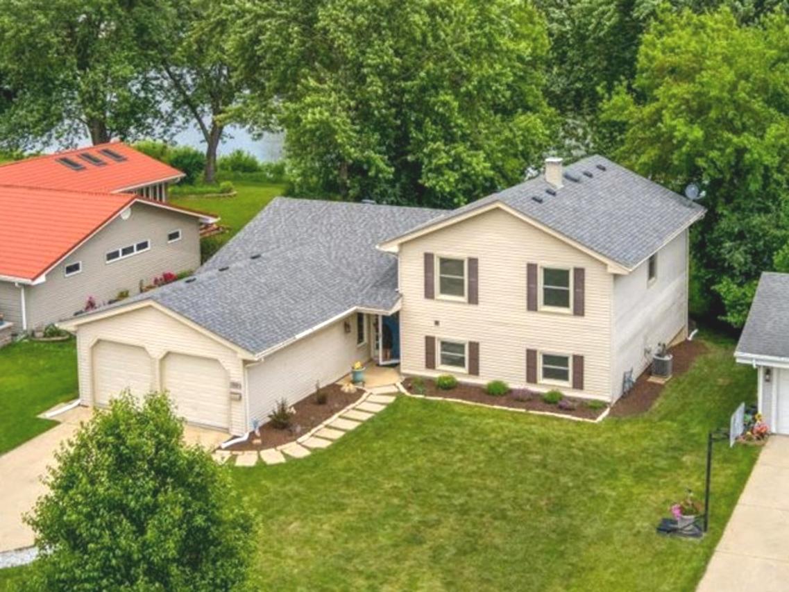 2020 Carling Rd., Hoffman Estates, IL 60169