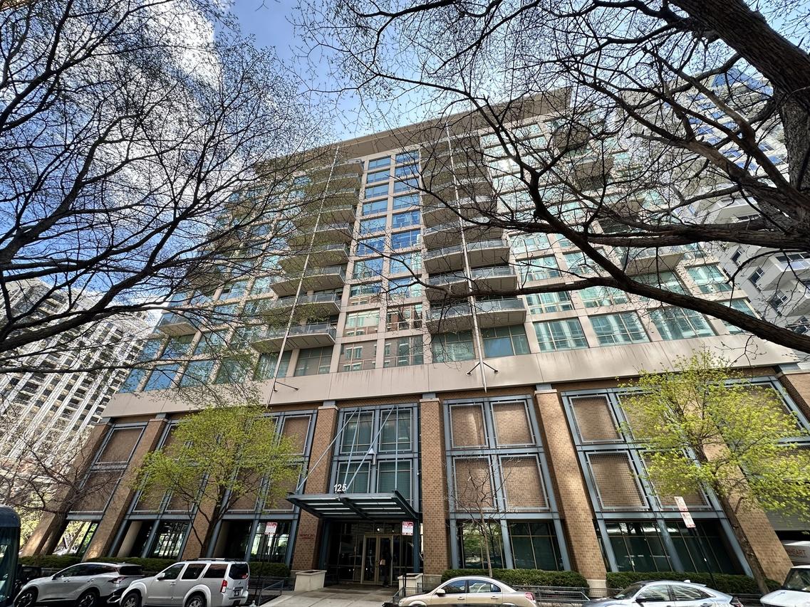 [Address Hidden by Seller], Chicago, IL 60605