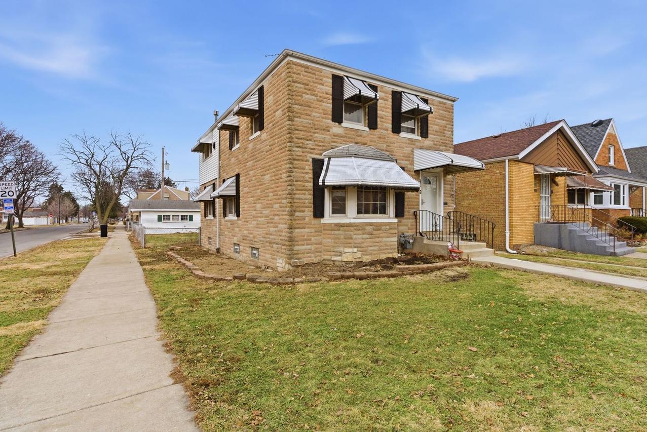 3546 S 56th Ct., Cicero, IL 60804