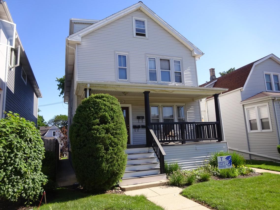 5008 W Strong St., Chicago, IL 60630