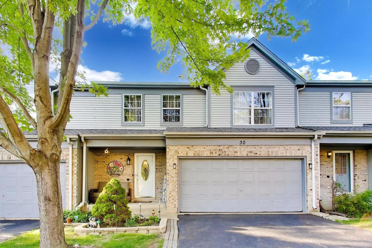 30 Oxford Ct., Algonquin, IL 60102
