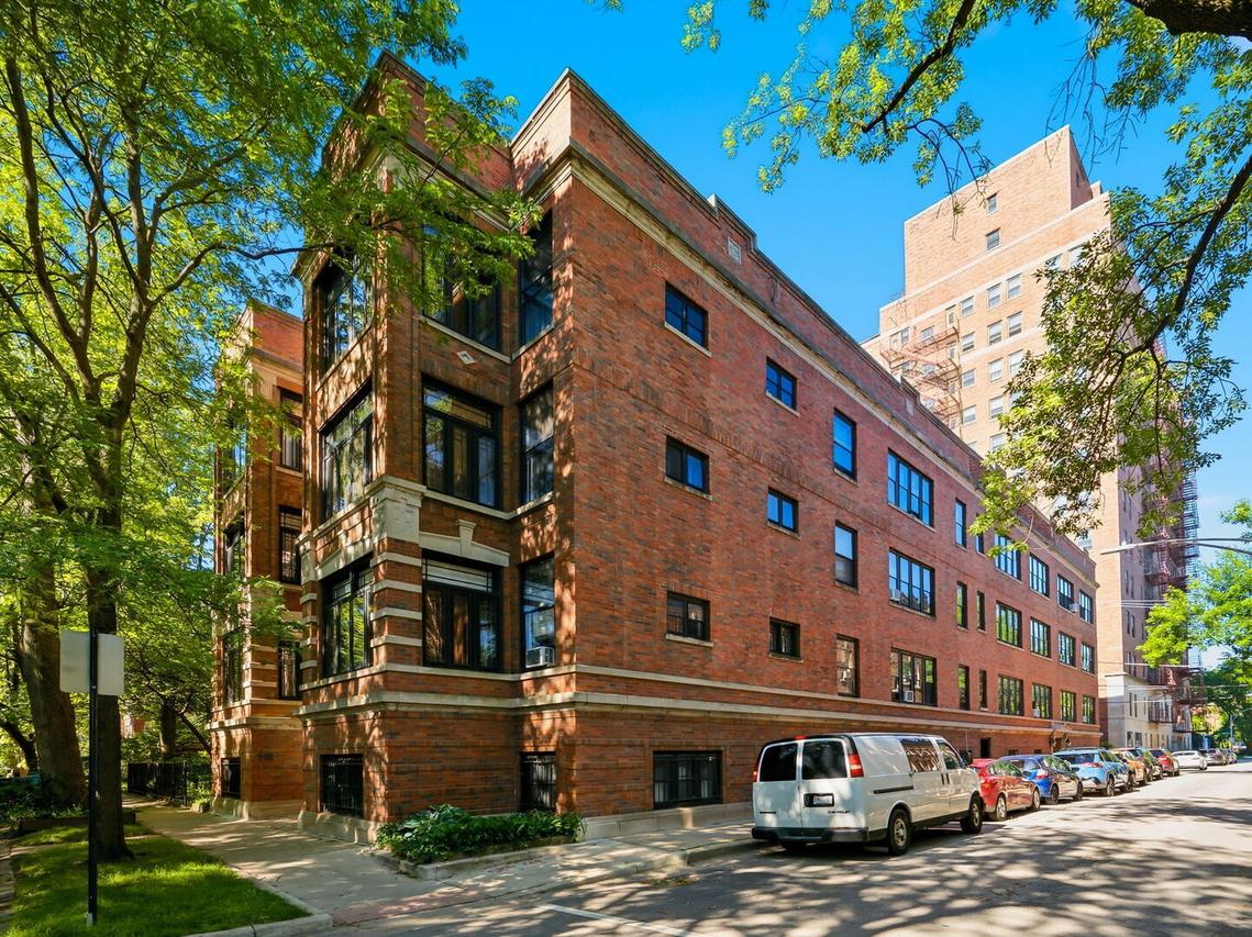 1421 E 58th St. #3E, Chicago, IL 60637