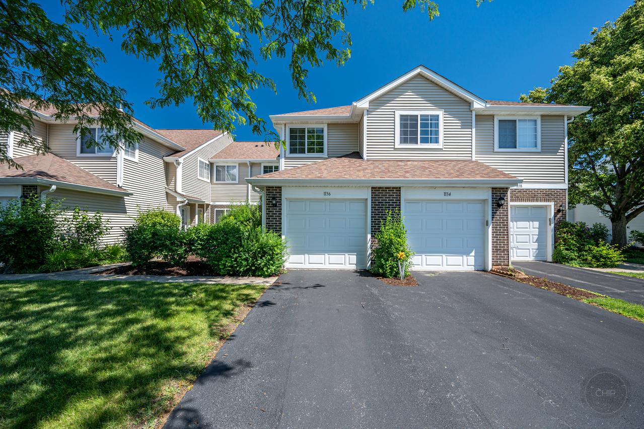 1136 E Cambria South Ln., Lombard, IL 60148