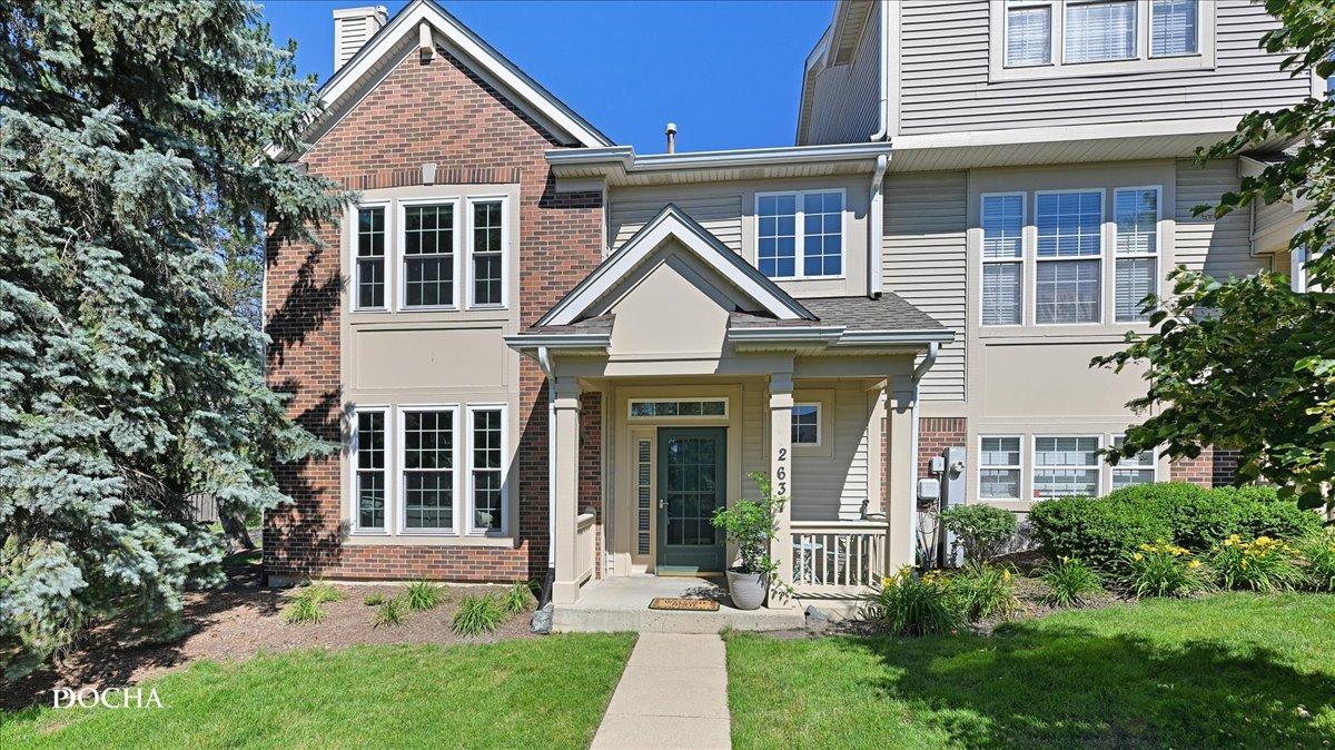 2637 N Greenwood Pl., Arlington Heights, IL 60004