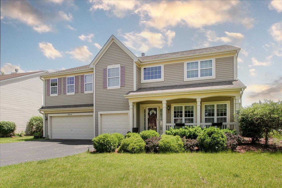 9844 Fairfield Rd., Huntley, IL 60142