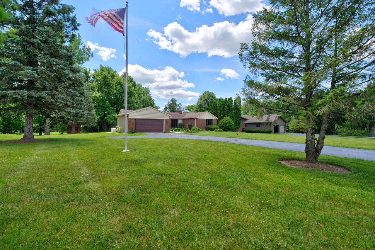 14385 W Sheryl Lynn Dr., Wadsworth, IL 60083