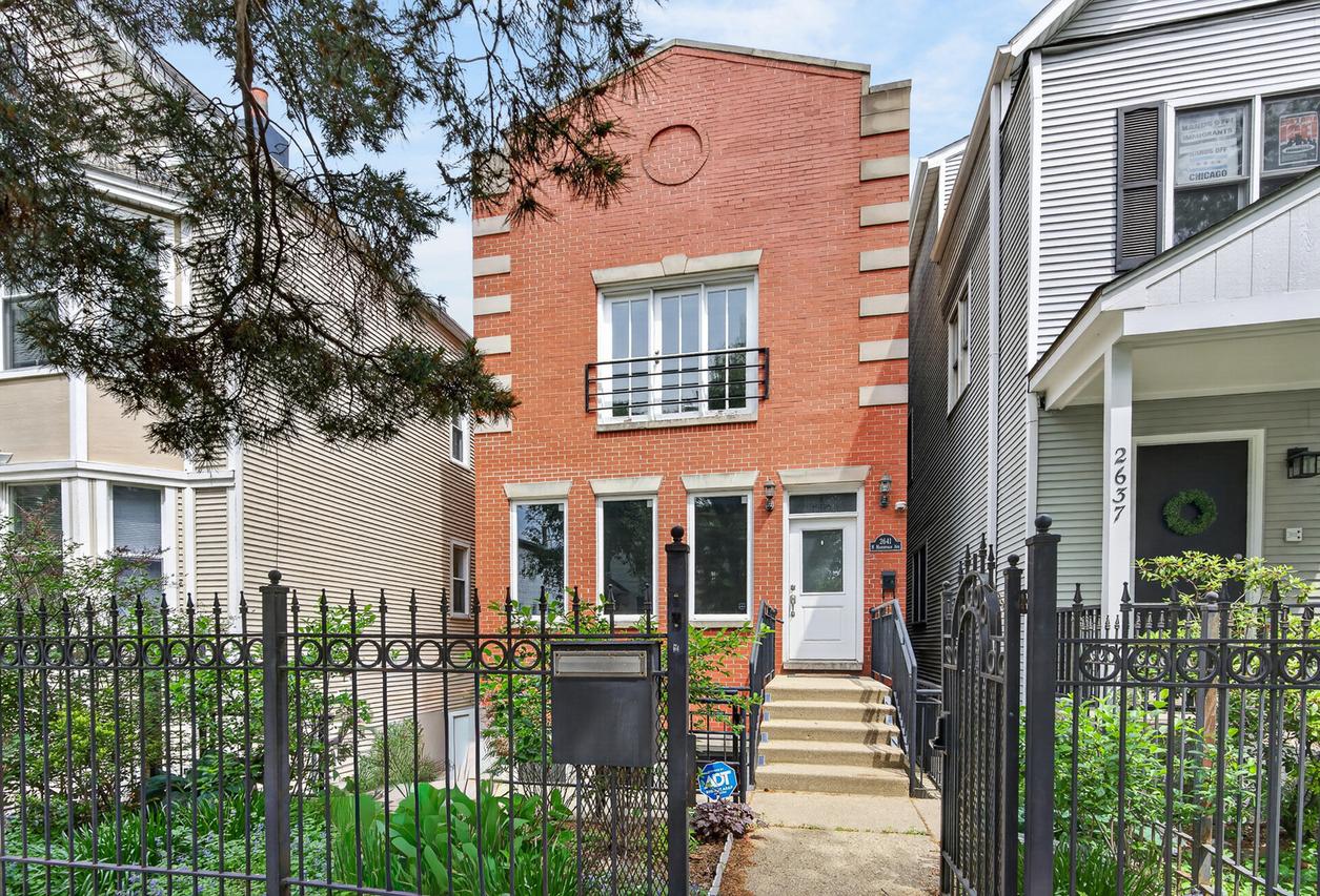 2641 N Marshfield Ave., Chicago, IL 60614
