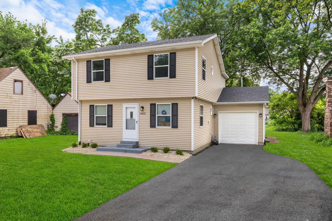 15622 Millard Ave., Markham, IL 60428
