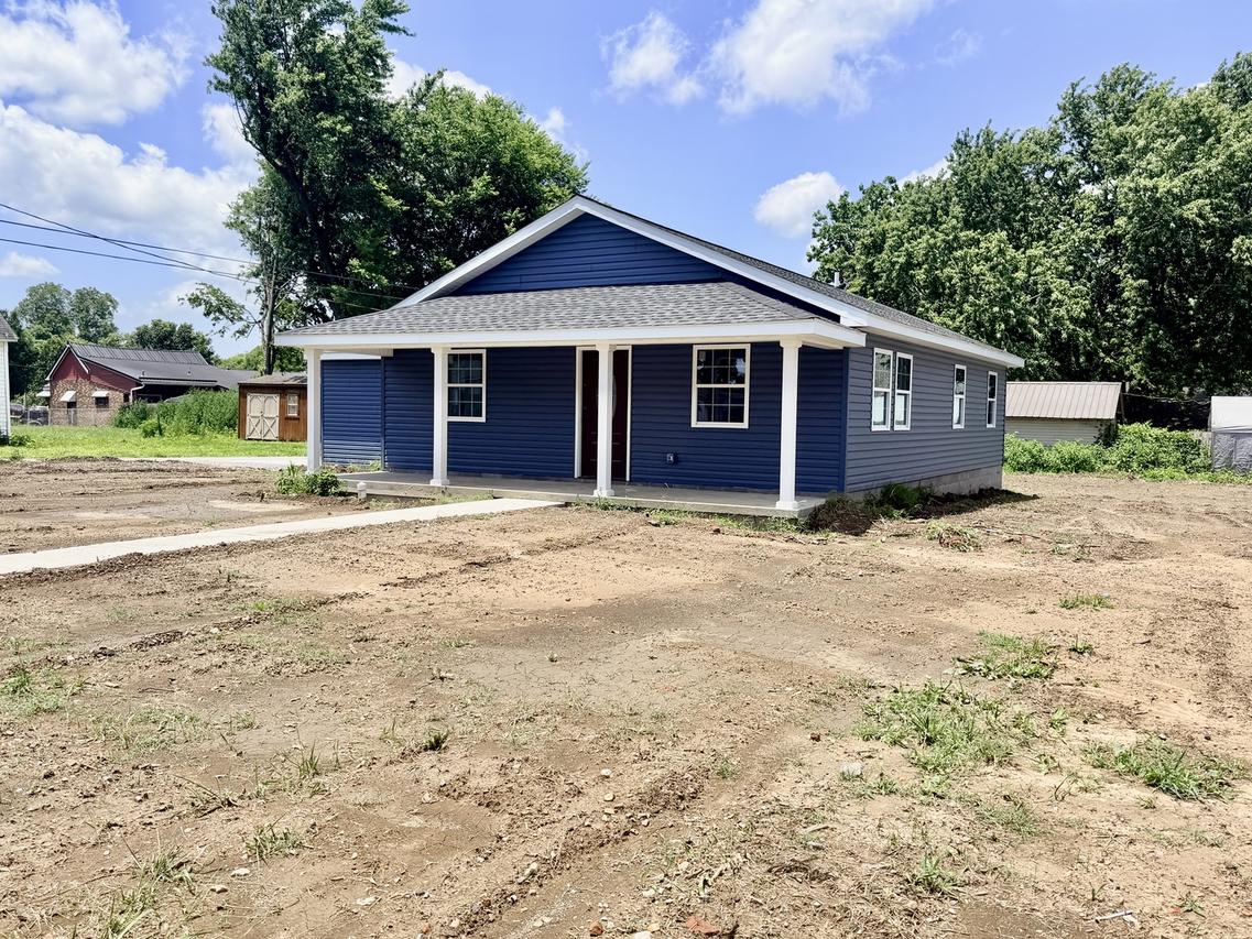 813 Pearl St., Metropolis, IL 62960